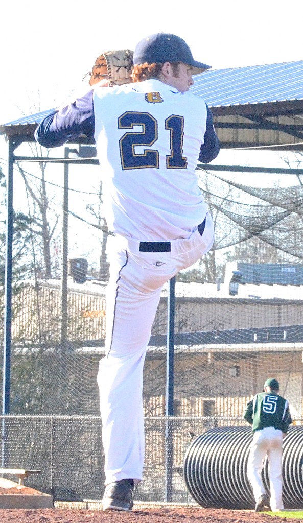 Pitching and defense highlight MGCCC’s sweep of Co-Lin