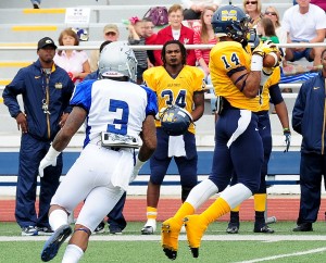 MGCCC’S Justin Evans (#14) intercepts a pass against Co-Lin Oct. 19.